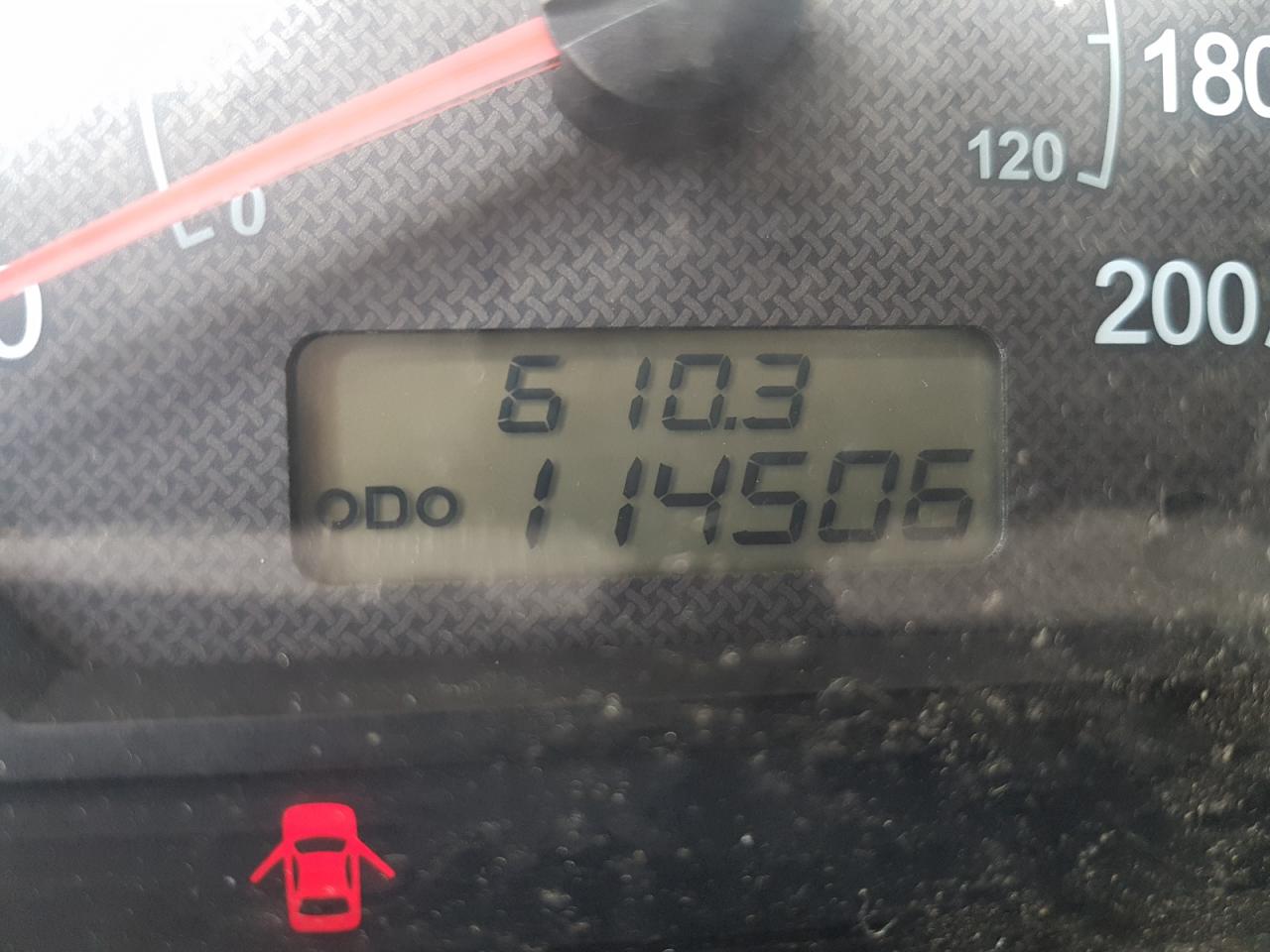 Photo 8 from auction – 2004 HYUNDAI ACCENT GL with VIN KMHCG45C14U565645