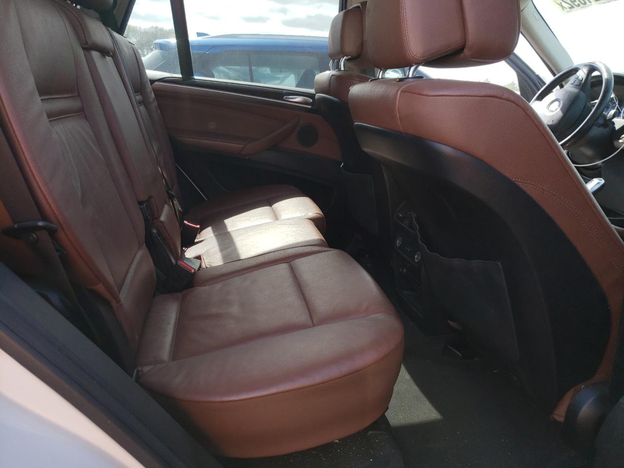 Photo 6 from auction – 2011 BMW X5 XDRIVE3 with VIN 5UXZW0C59BL659658