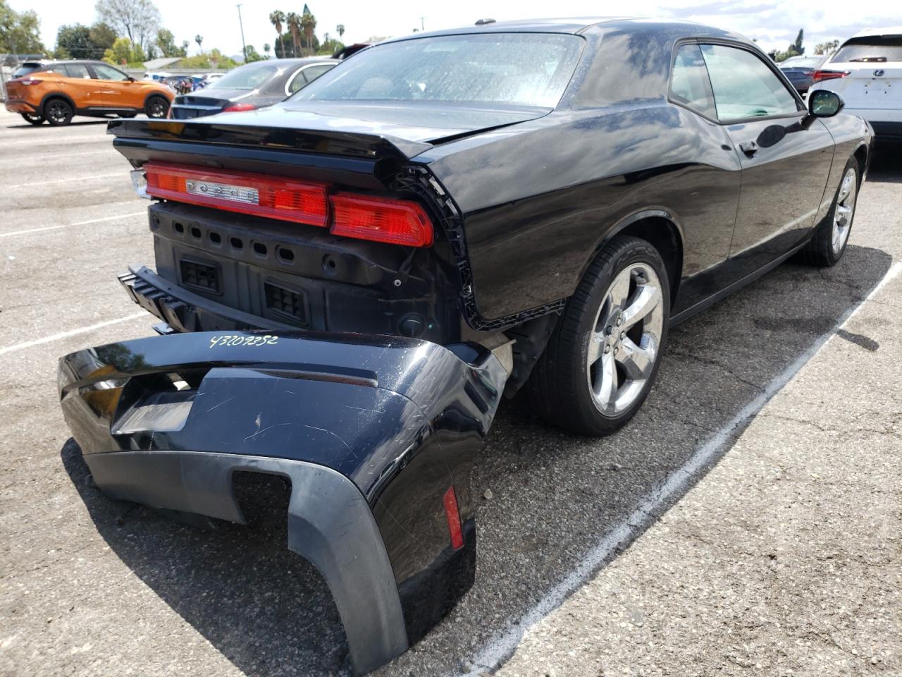 Photo 4 from auction – 2014 DODGE CHALLENGER with VIN 2C3CDYBT9EH101682