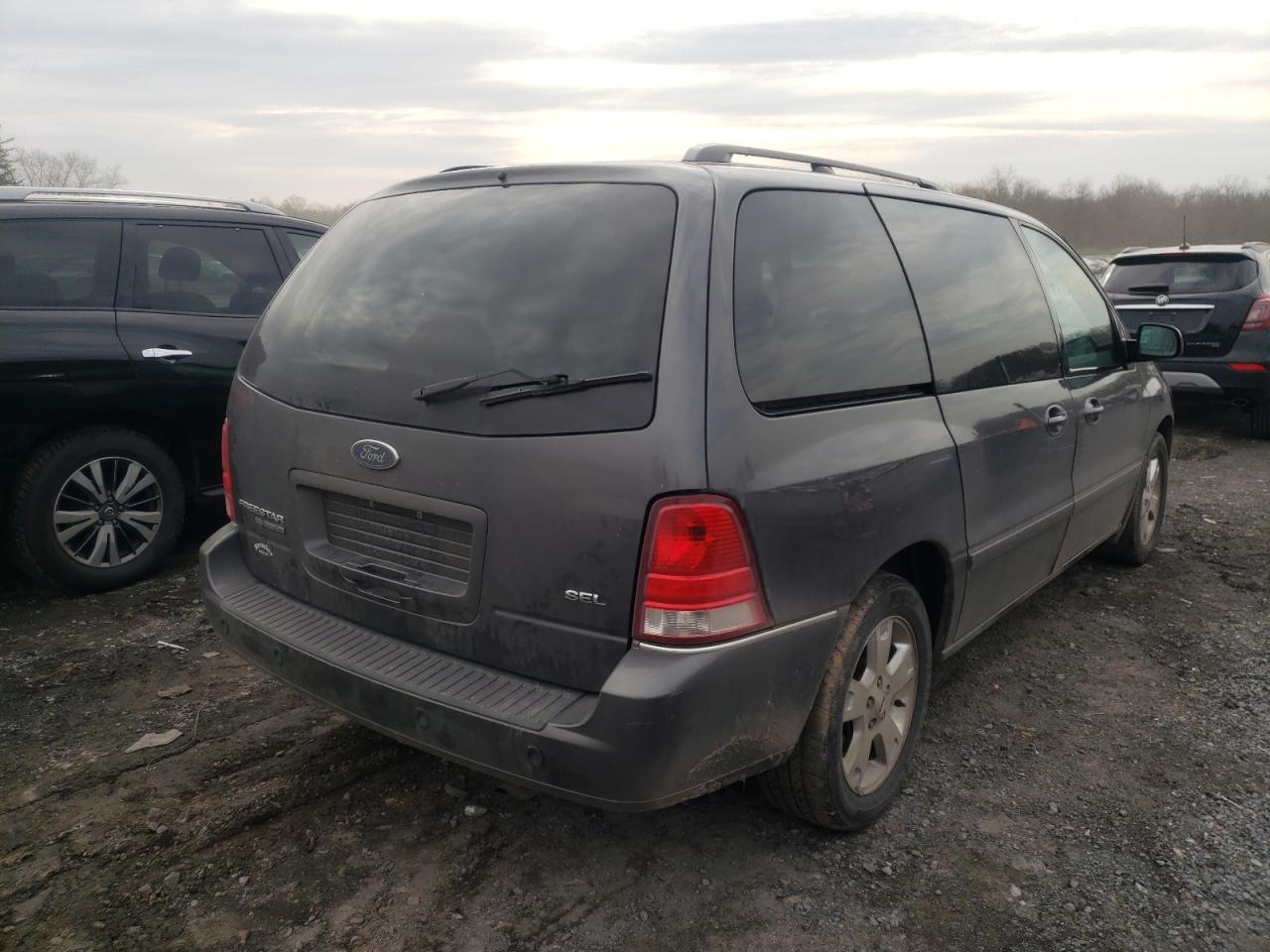 Photo 4 from auction – 2005 FORD FREESTAR S with VIN 2FMZA52265BA19959