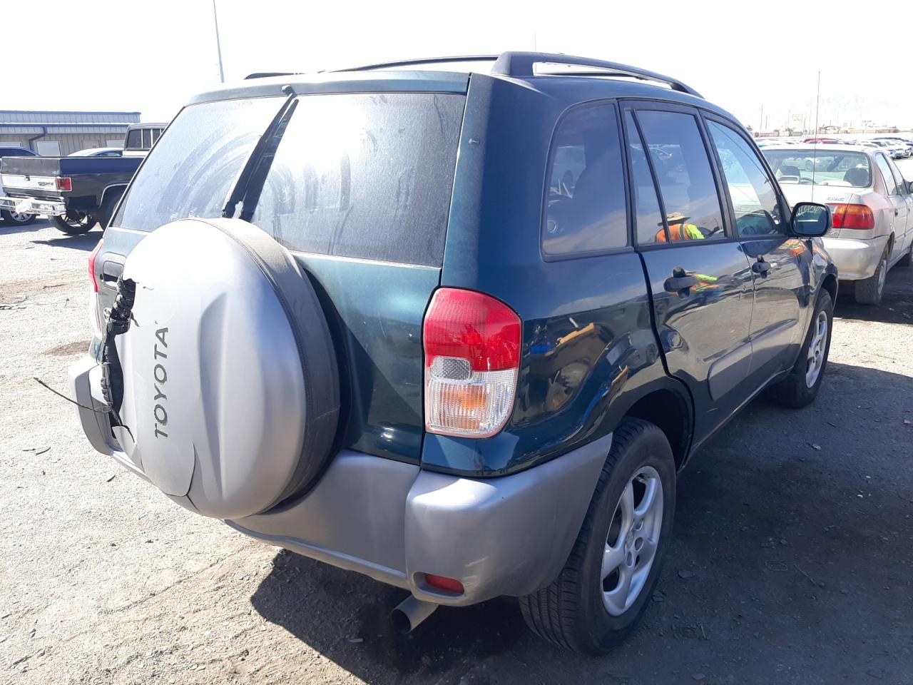 Photo 4 from auction – 2002 TOYOTA RAV4 with VIN JTEGH20V920048965