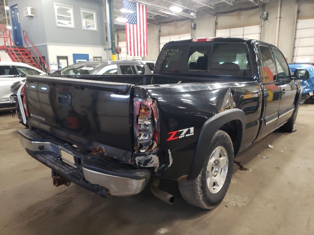 Photo 4 from auction – 2006 CHEVROLET SILVERADO with VIN 1GCEK19B76Z270907