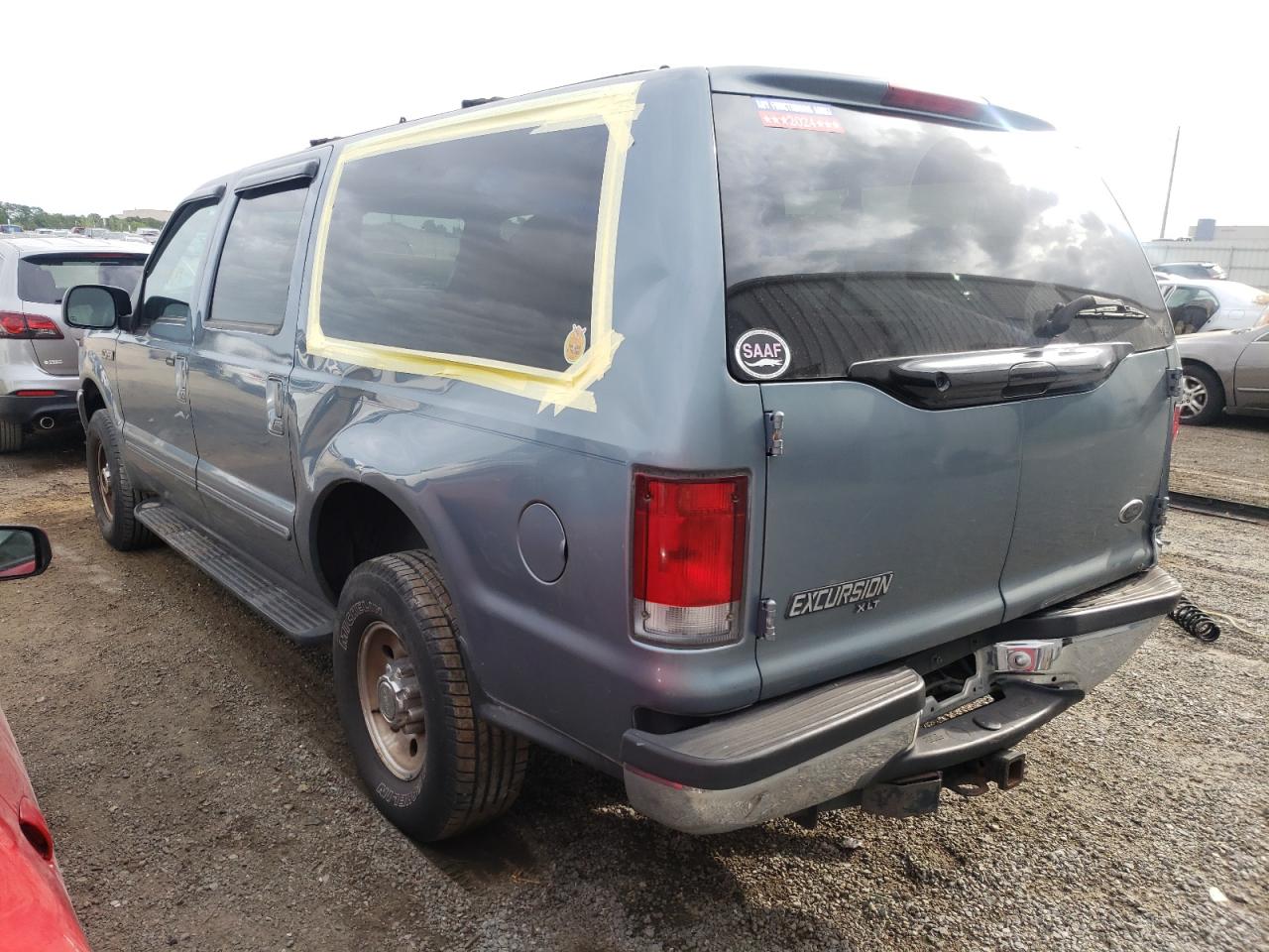 Photo 3 from auction – 2000 FORD EXCURSION with VIN 1FMNU41S2YEB19566