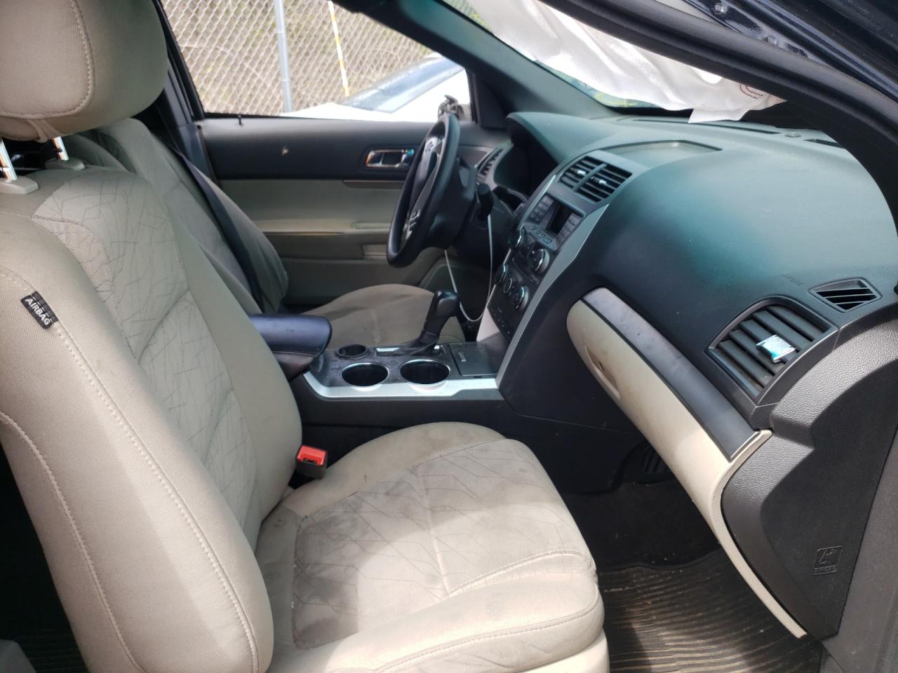 Photo 5 from auction – 2014 FORD EXPLORER with VIN 1FM5K7B88EGA84400