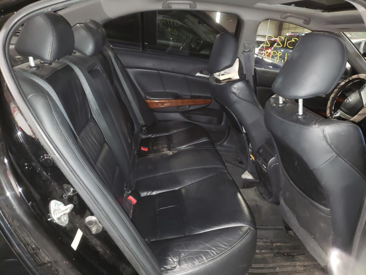 Photo 6 from auction – 2011 HONDA ACCORD EXL with VIN 1HGCP2F83BA052402