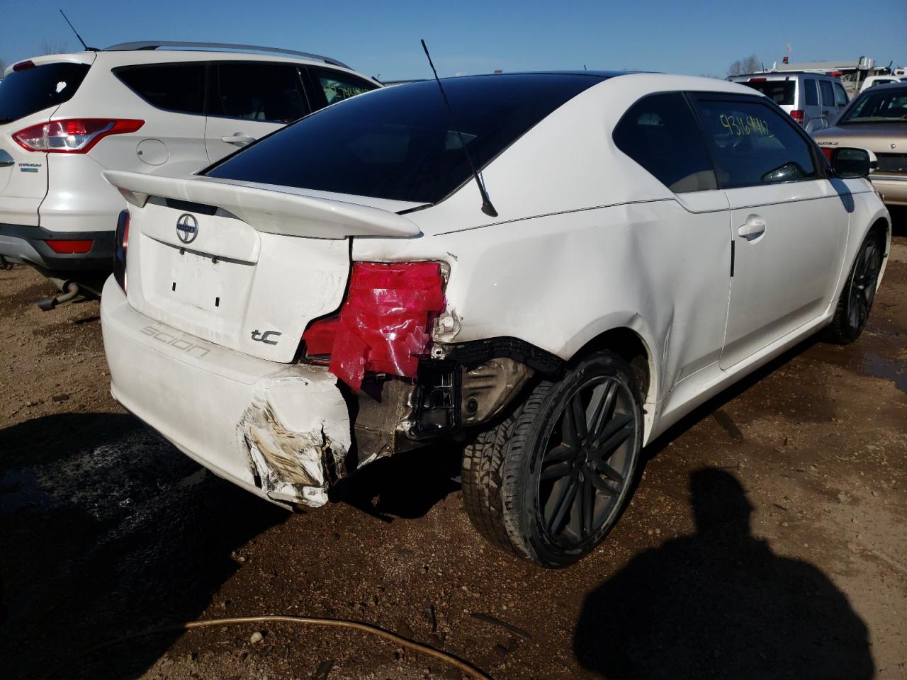 Photo 9 from auction – 2013 TOYOTA SCION TC with VIN JTKJF5C71D3046538