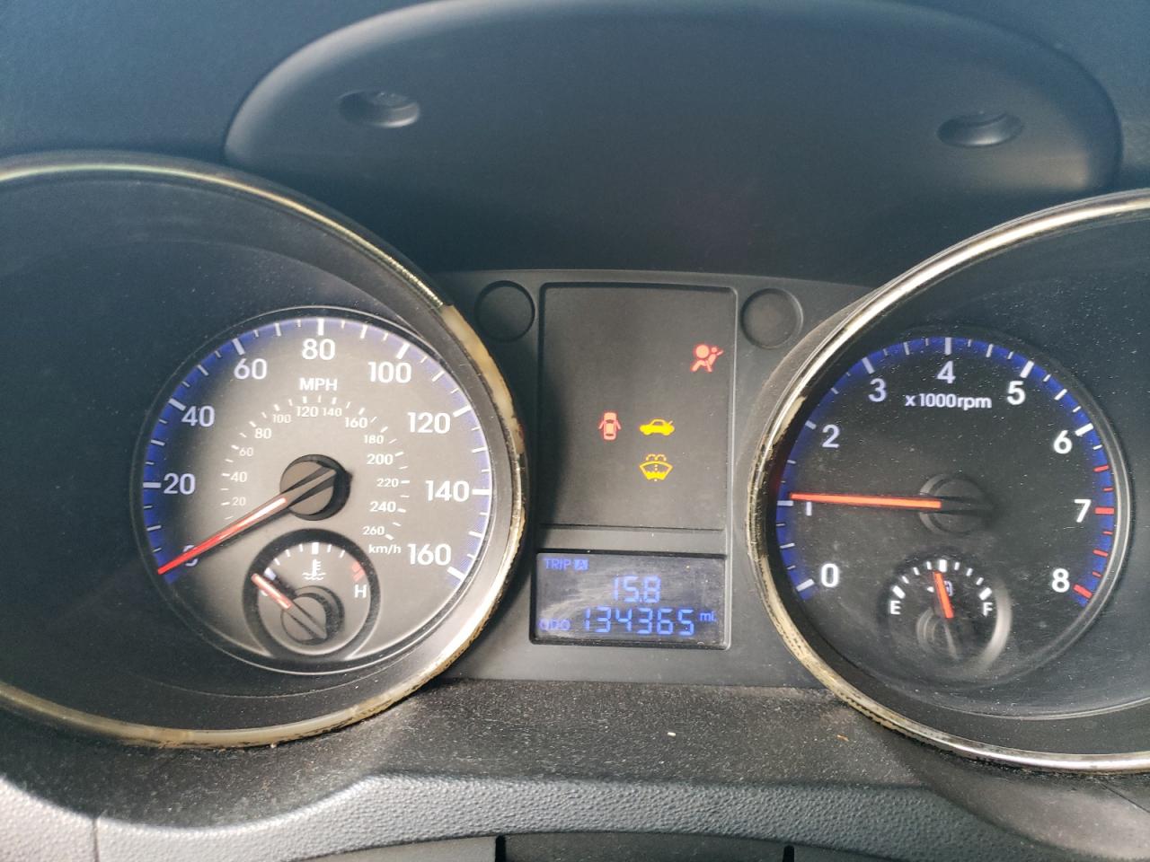 Photo 8 from auction – 2011 HYUNDAI GENESIS CO with VIN KMHHT6KD2BU061144