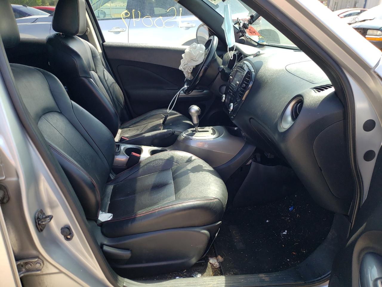 Photo 5 from auction – 2011 NISSAN JUKE S with VIN JN8AF5MR9BT017538