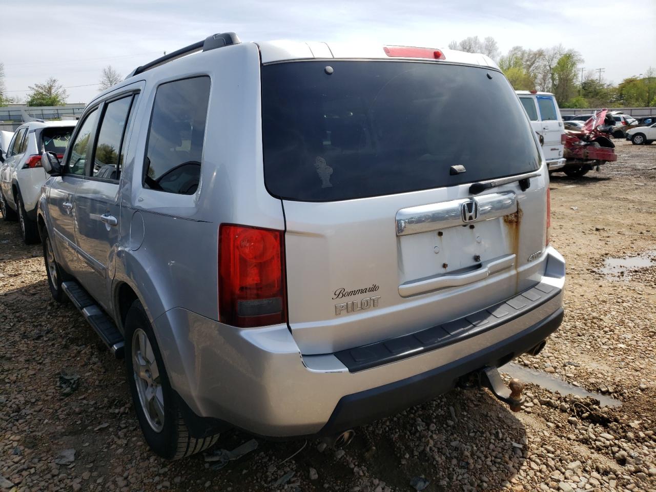Photo 3 from auction – 2011 HONDA PILOT EXLN with VIN 5FNYF4H76BB039335