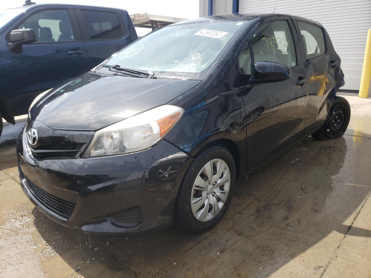 Photo 2 from auction – 2012 TOYOTA YARIS with VIN JTDKTUD36CD502259