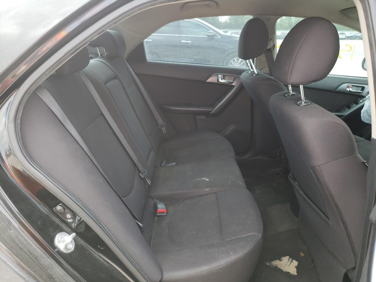 Photo 6 from auction – 2013 KIA FORTE EX with VIN KNAFU4A20D5691543