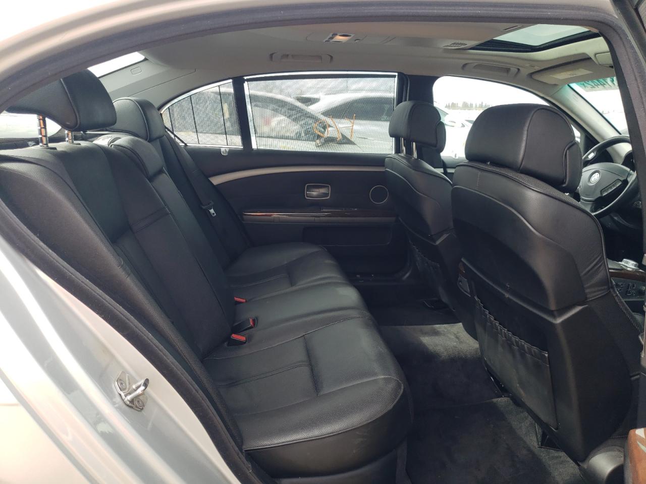 Photo 6 from auction – 2007 BMW 750 with VIN WBAHN835X7DT76361