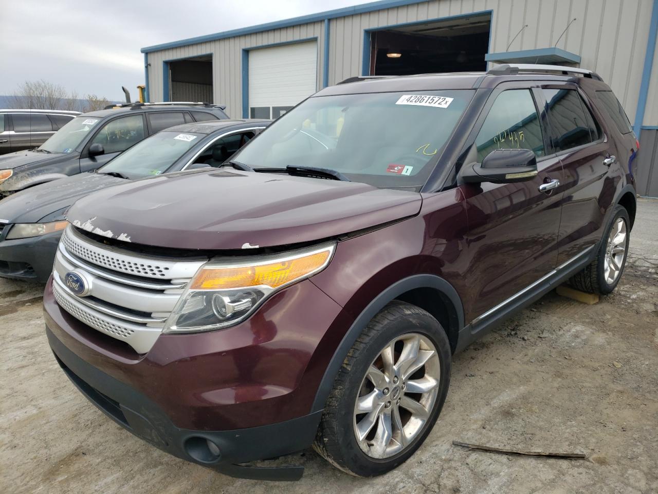 Photo 2 from auction – 2011 FORD EXPLORER X with VIN 1FMHK8D8XBGA06695