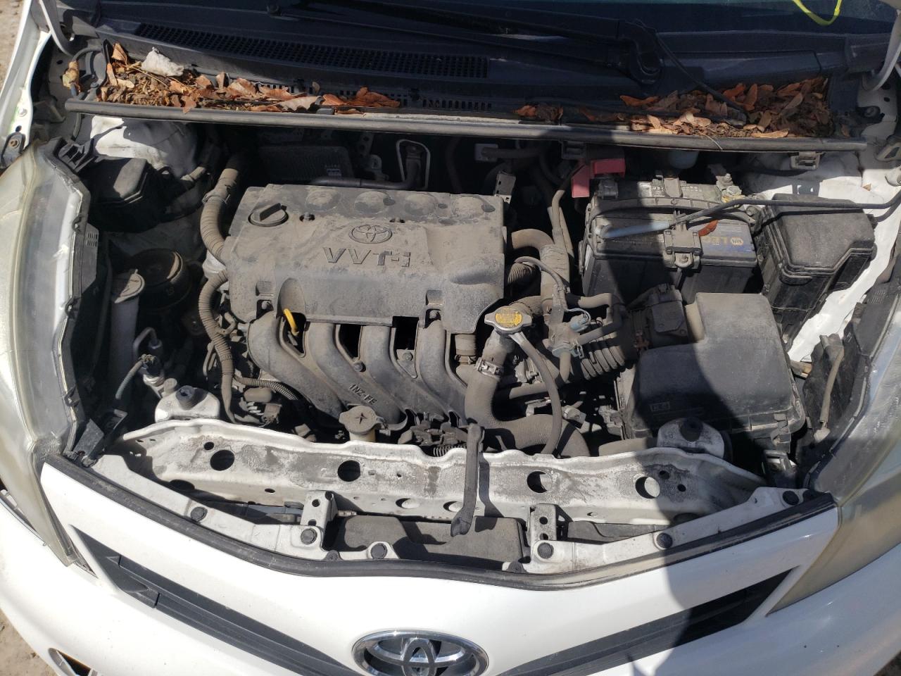Photo 7 from auction – 2012 TOYOTA YARIS with VIN JTDJTUD32CD536730