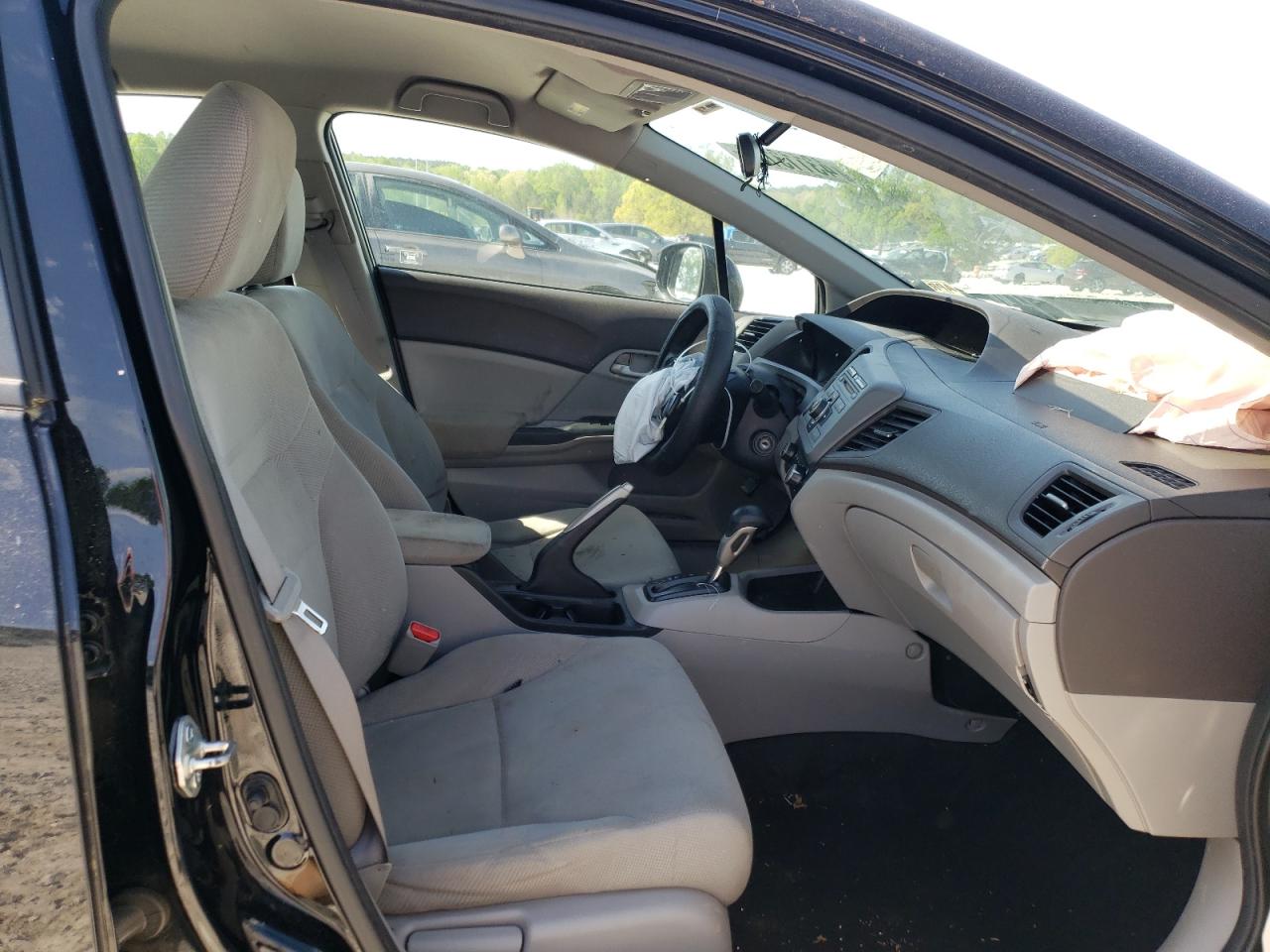 Photo 5 from auction – 2012 HONDA CIVIC with VIN 19XFB2F58CE027929