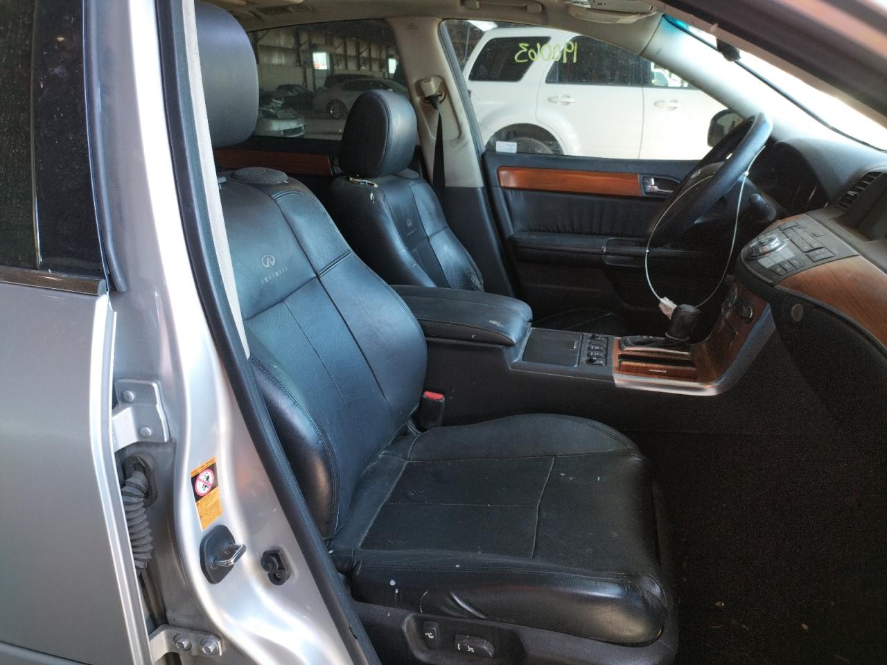 Photo 5 from auction – 2006 INFINITI M45 BASE with VIN JNKBY01E06M201666