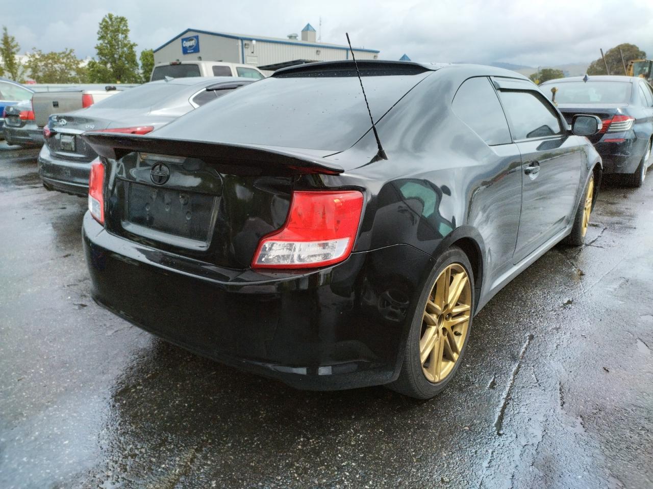 Photo 4 from auction – 2012 TOYOTA SCION TC with VIN JTKJF5C75C3028400