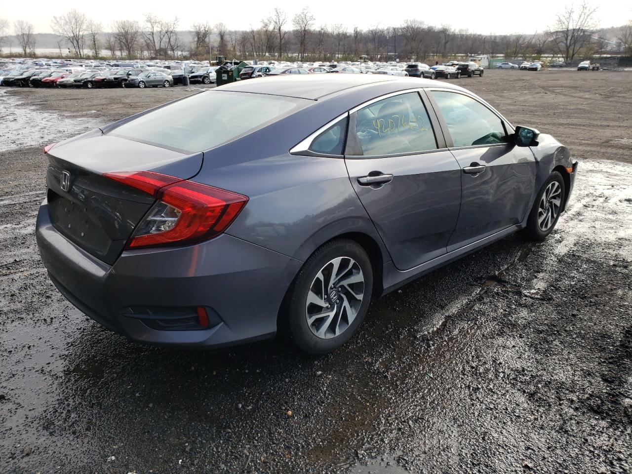 Photo 4 from auction – 2016 HONDA CIVIC EX with VIN 2HGFC2F78GH570305
