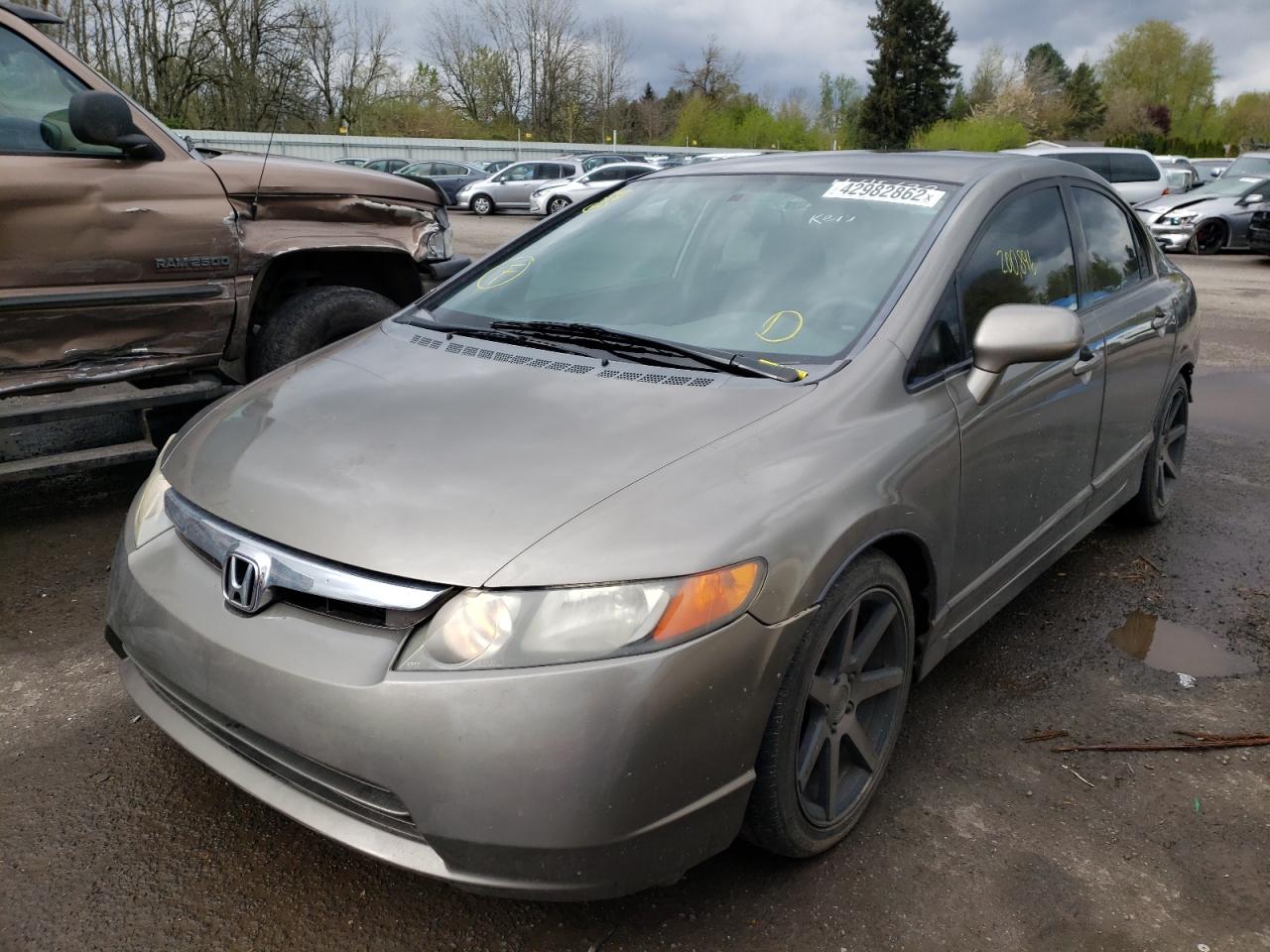 Photo 2 from auction – 2008 HONDA CIVIC LX with VIN 2HGFA16558H300416