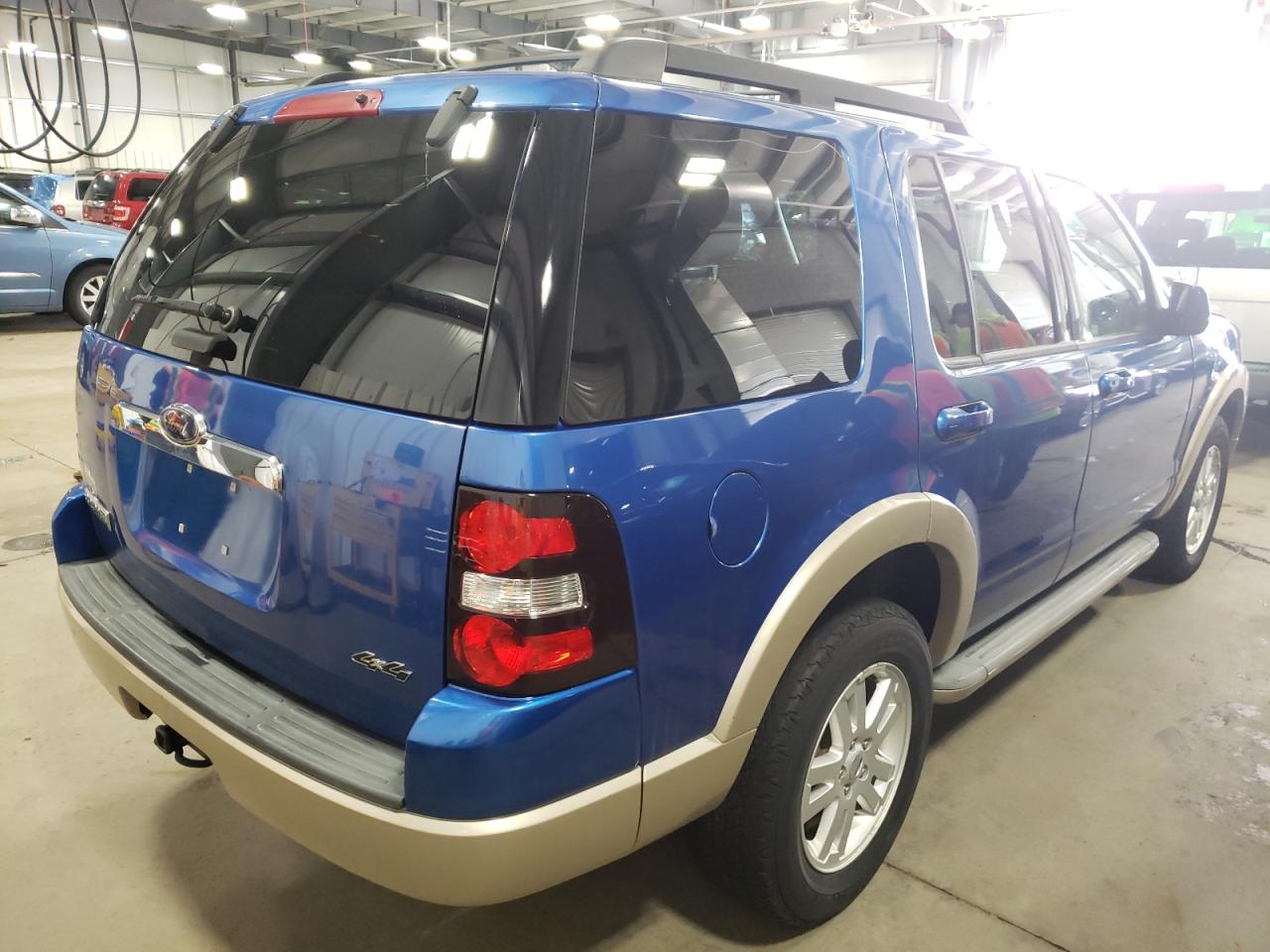 Photo 4 from auction – 2010 FORD EXPLORER E with VIN 1FMEU7EE0AUA35523
