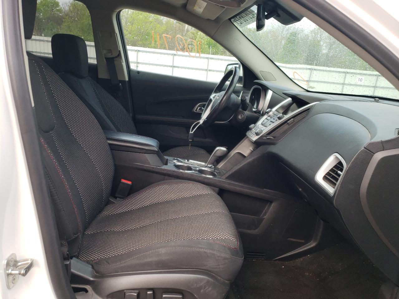 Photo 5 from auction – 2015 CHEVROLET EQUINOX LT with VIN 2GNALCEKXF6376249