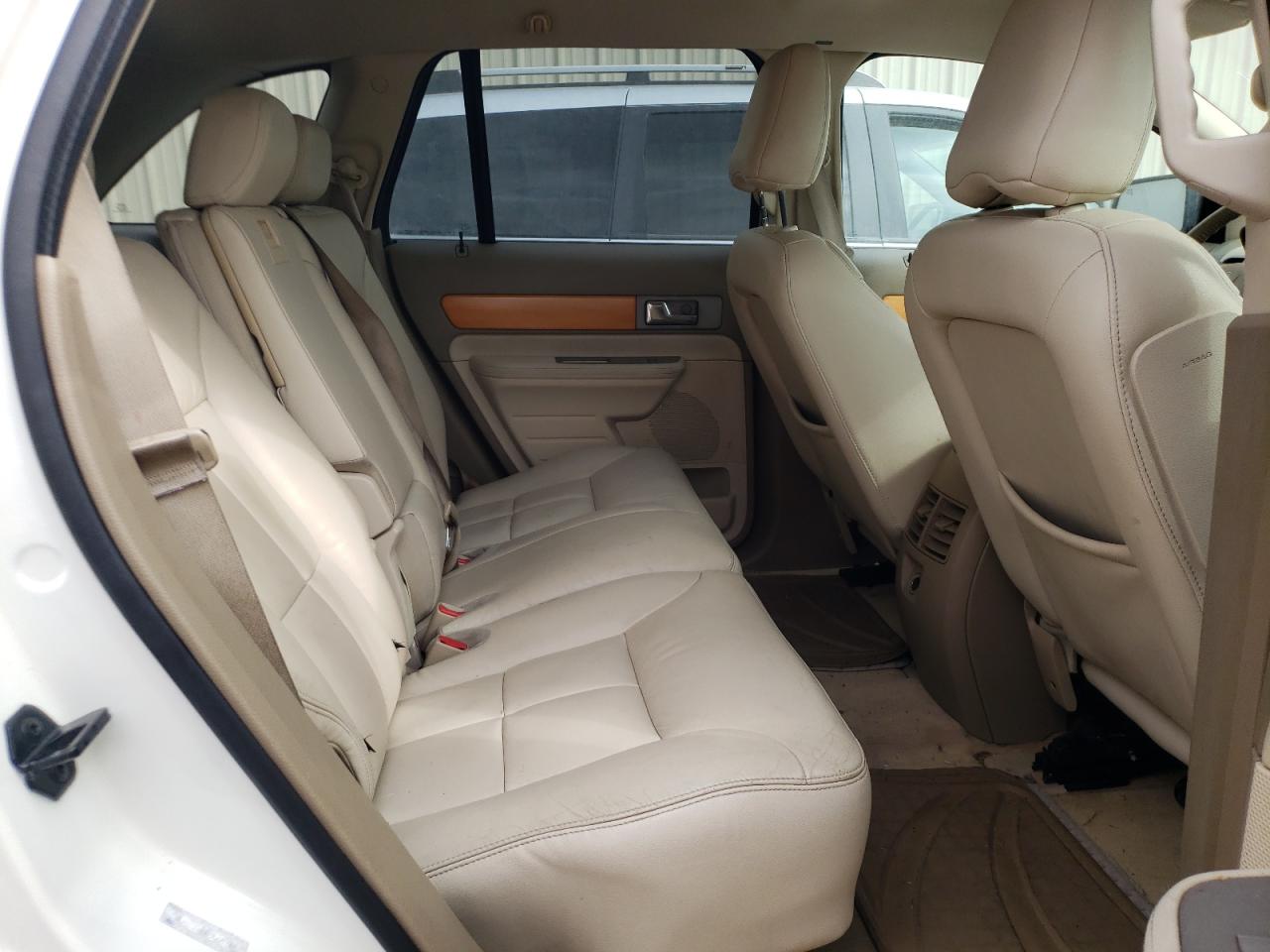 Photo 6 from auction – 2007 LINCOLN MKX with VIN 2LMDU68C67BJ39727