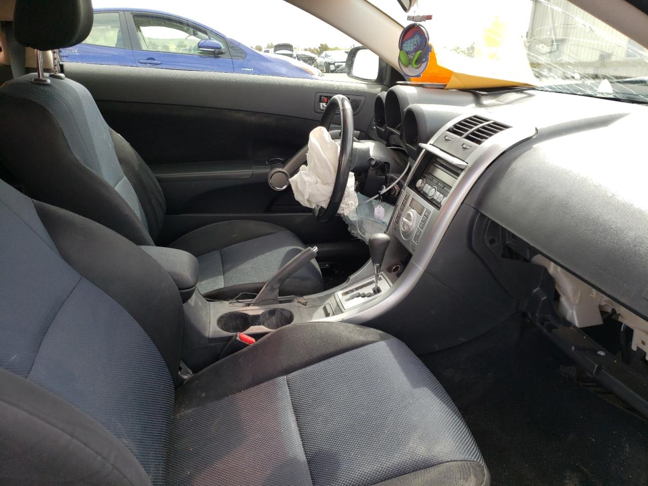 Photo 5 from auction – 2010 SCION TC with VIN JTKDE3B71A0318122