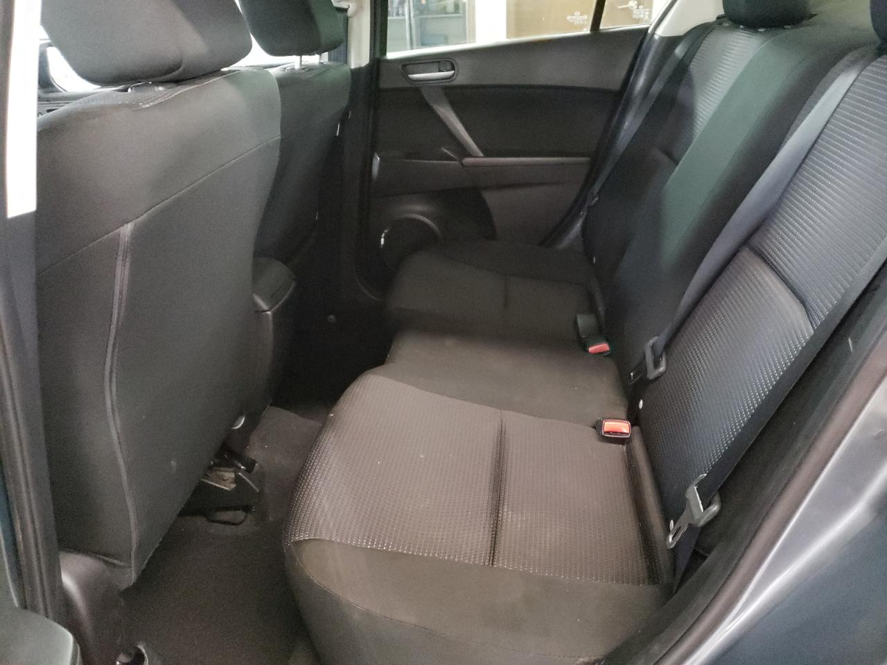Photo 6 from auction – 2013 MAZDA 3 I with VIN JM1BL1U78D1798454