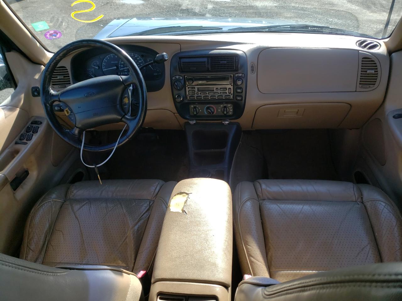Photo 9 from auction – 1998 FORD EXPLORER with VIN 1FMZU34E6WZB24941