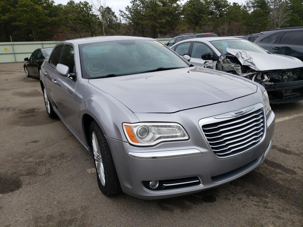 CHRYSLER 300 2013 with VIN 2C3CCARGXDH708529 - Photo from auction