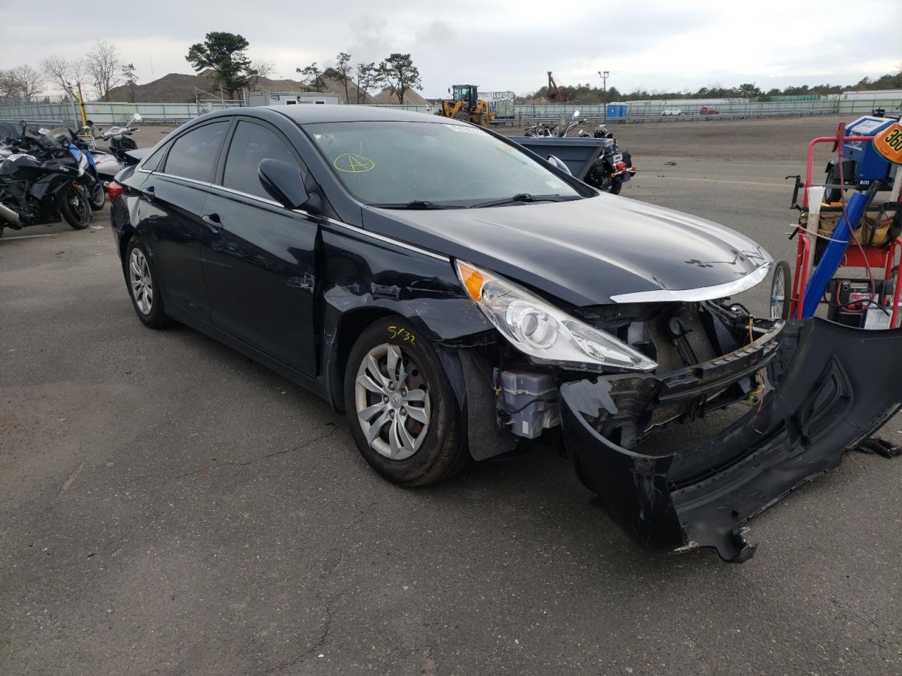 HYUNDAI SONATA GLS 2012 with VIN 5NPEB4AC5CH435698 - Photo from auction