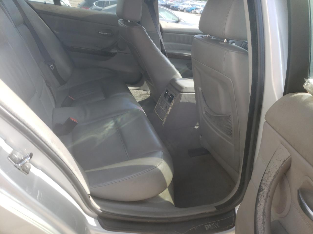 Photo 6 from auction – 2006 BMW 330 I with VIN WBAVB33586PS11081
