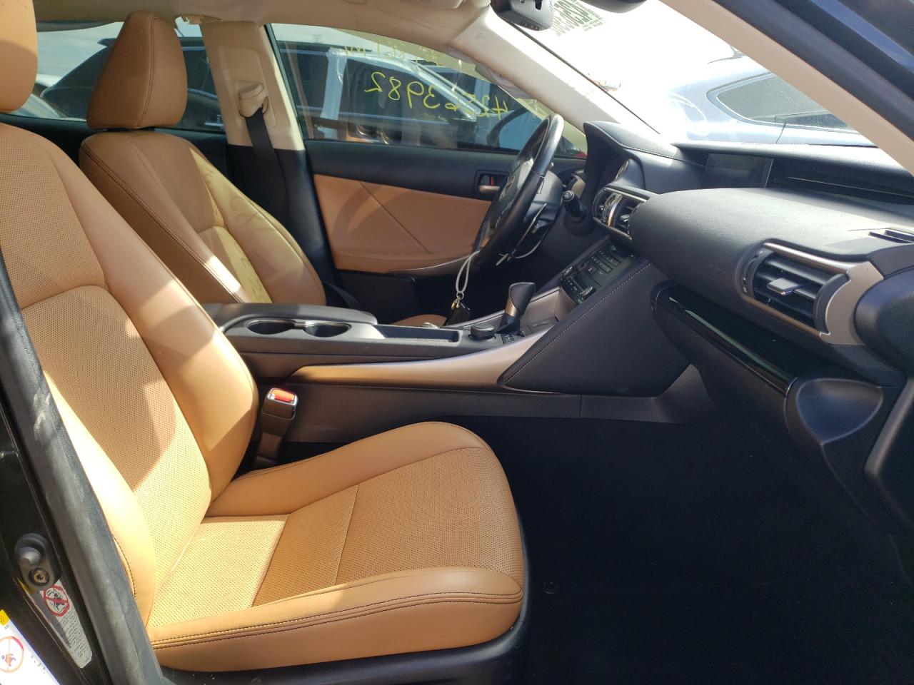 Photo 5 from auction – 2018 LEXUS IS 300 with VIN JTHC81D27J5027836
