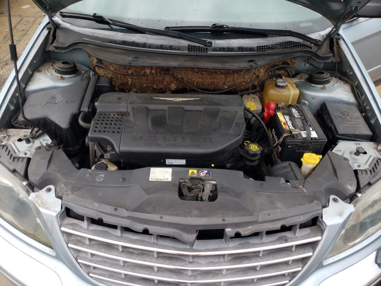 Photo 7 from auction – 2004 CHRYSLER PACIFICA with VIN 2C8GF68474R647044