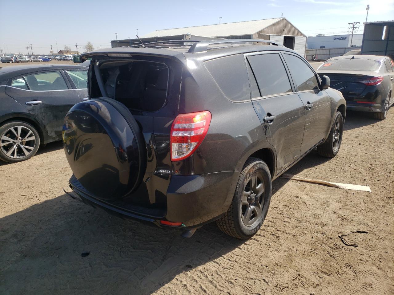 Photo 4 from auction – 2012 TOYOTA RAV4 with VIN 2T3BF4DV0CW261388