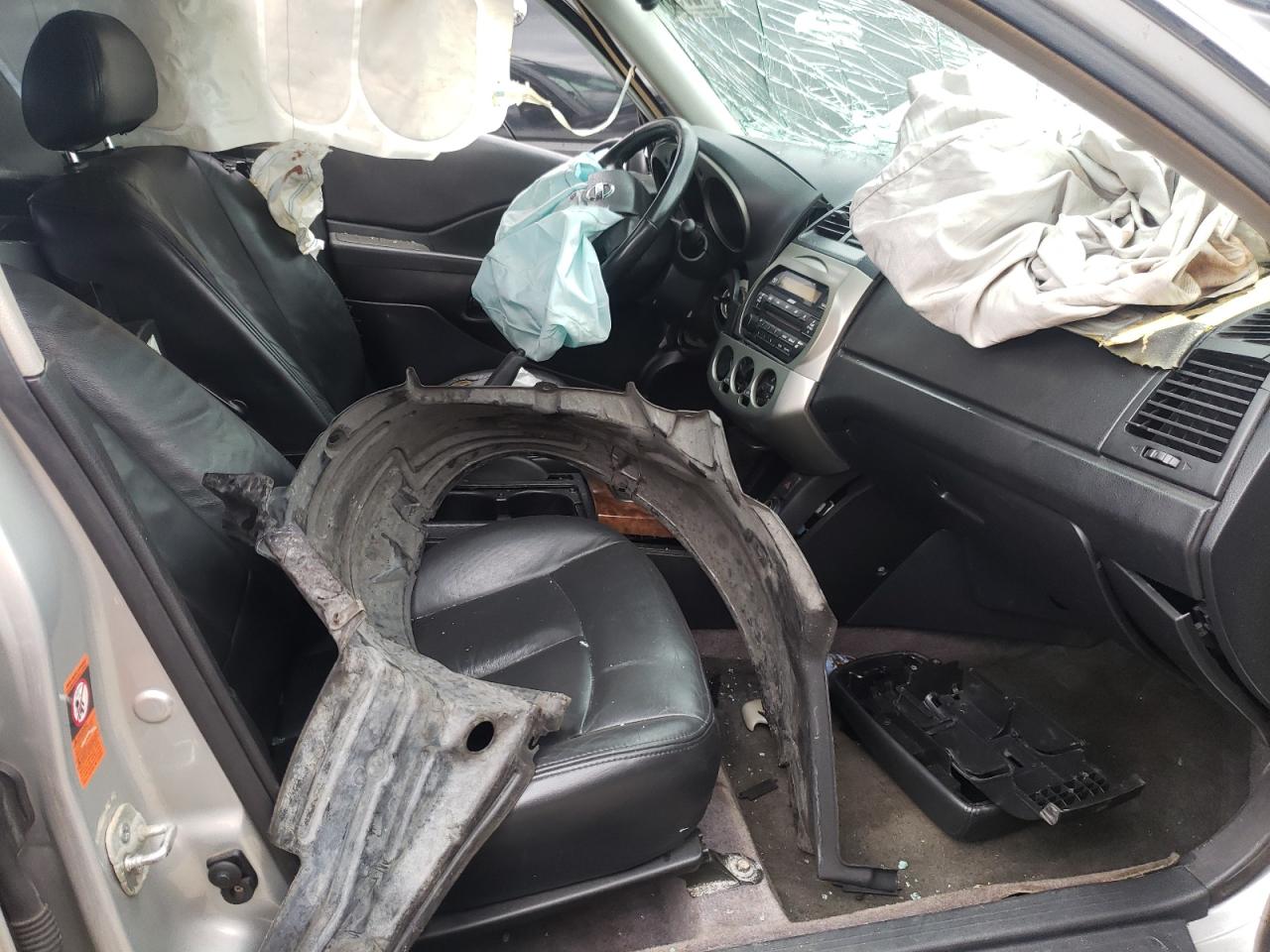 Photo 5 from auction – 2004 NISSAN ALTIMA BAS with VIN 1N4AL11E04C172597