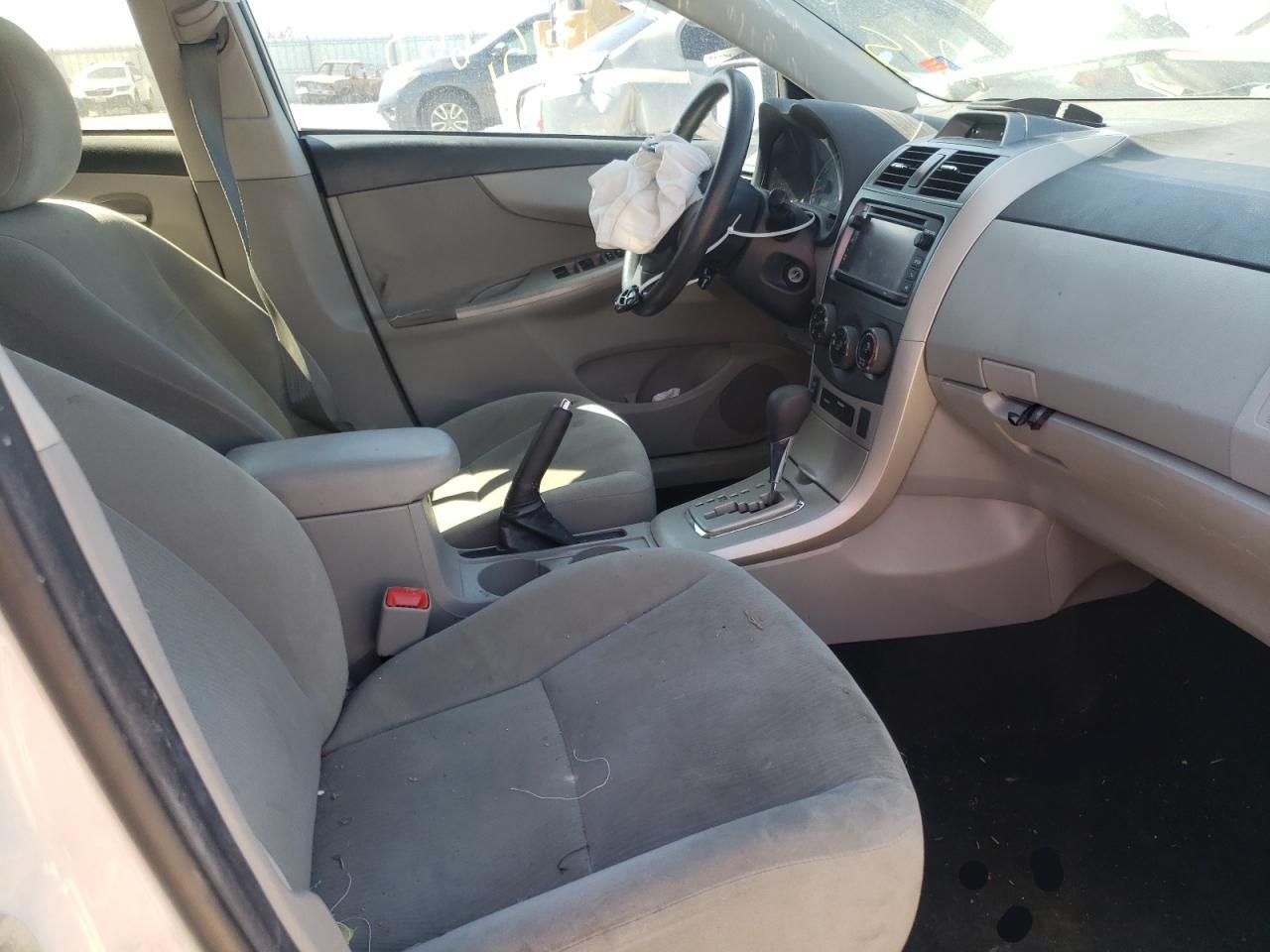 Photo 5 from auction – 2013 TOYOTA COROLLA BA with VIN 5YFBU4EE8DP123520