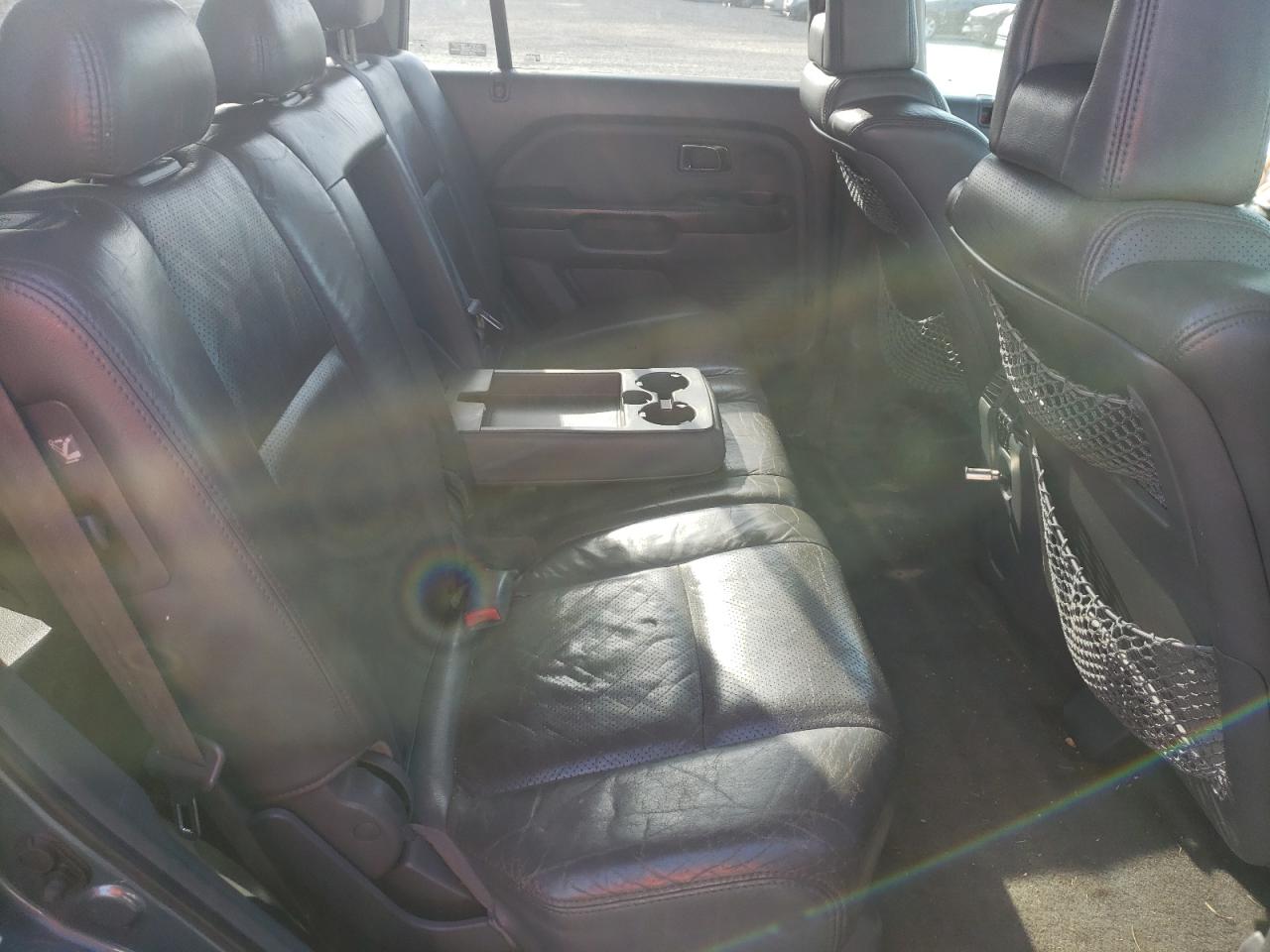 Photo 16 from auction – 2005 HONDA PILOT EXL with VIN 5FNYF18695B041669
