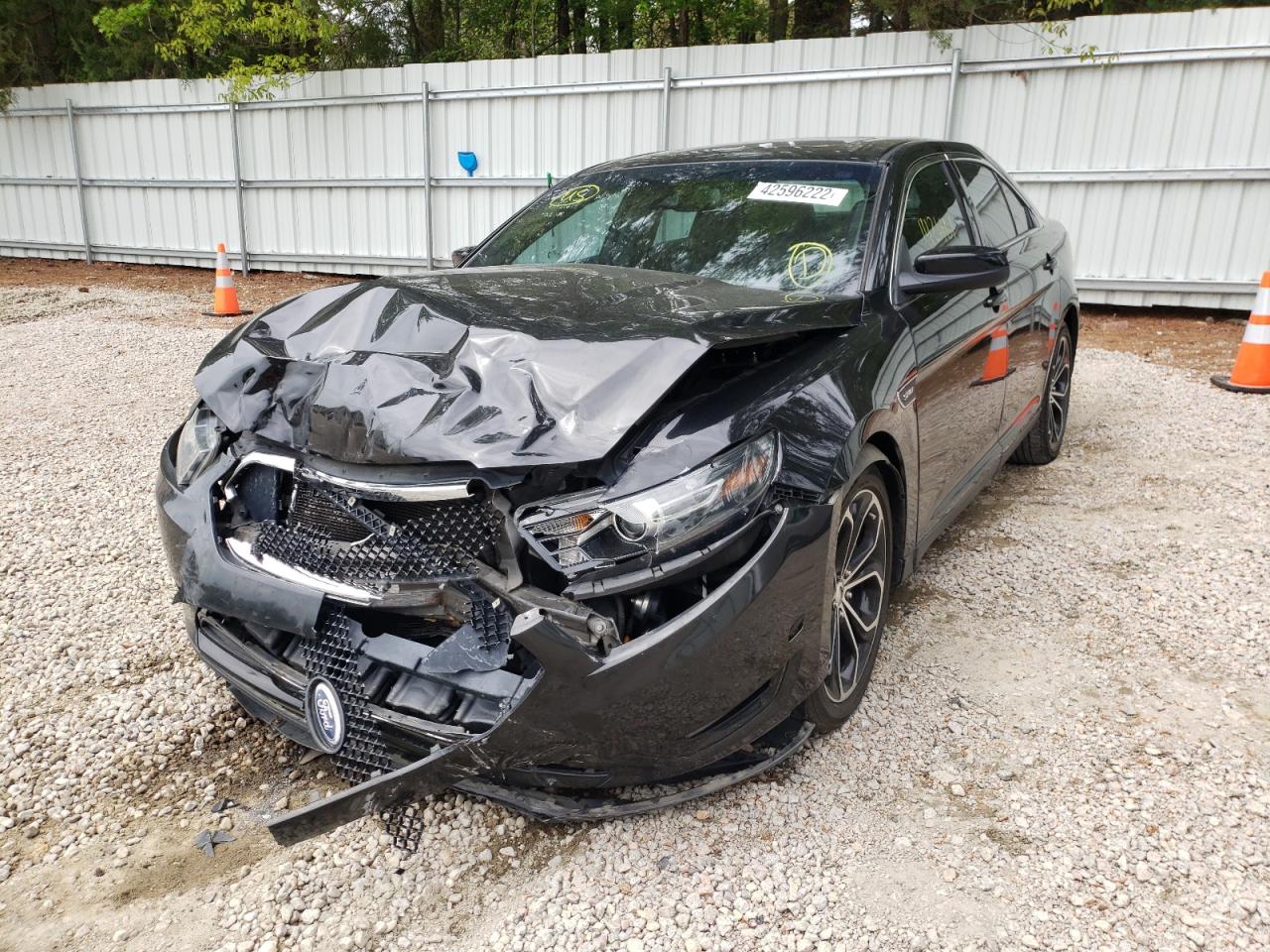 Photo 2 from auction – 2013 FORD TAURUS SHO with VIN 1FAHP2KT1DG131846