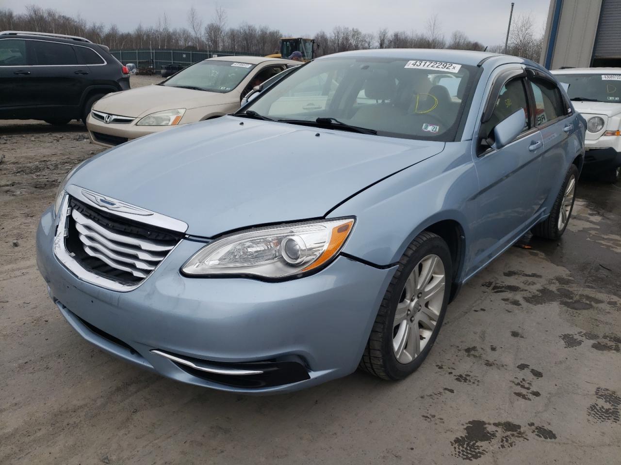 Photo 2 from auction – 2012 CHRYSLER 200 TOURIN with VIN 1C3CCBBB3CN331200
