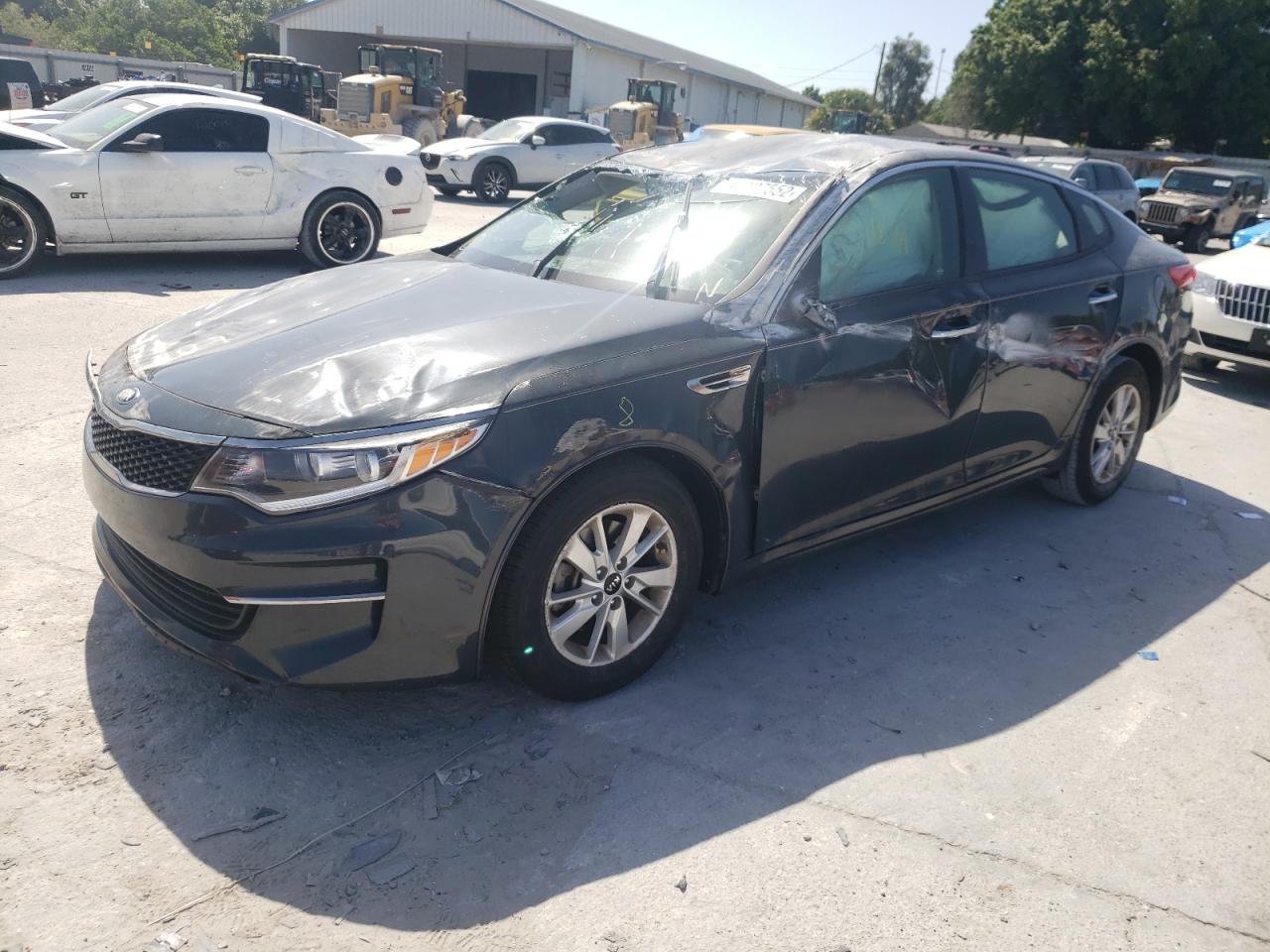 Photo 2 from auction – 2016 KIA OPTIMA LX with VIN KNAGT4L31G5072791