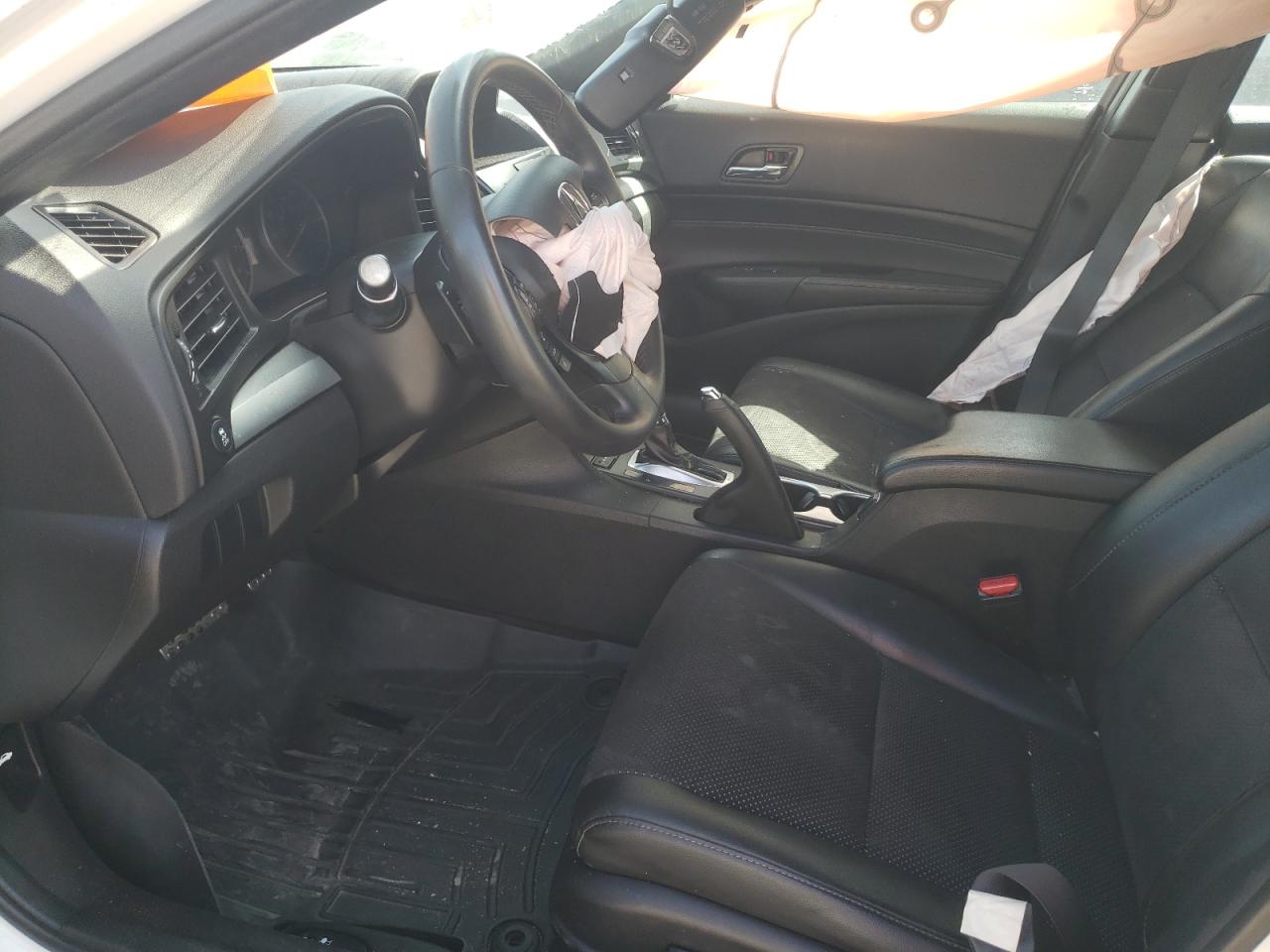 Photo 5 from auction – 2016 ACURA ILX PREMIU with VIN 19UDE2F88GA006632