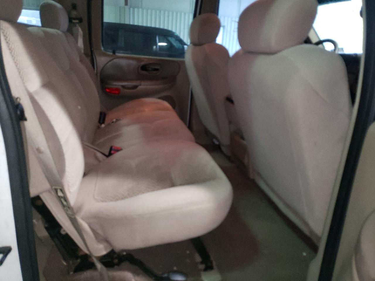 Zdjęcie 6 z aukcji – 2003 FORD F150 SUPER z VIN 1FTRW07643KB28458