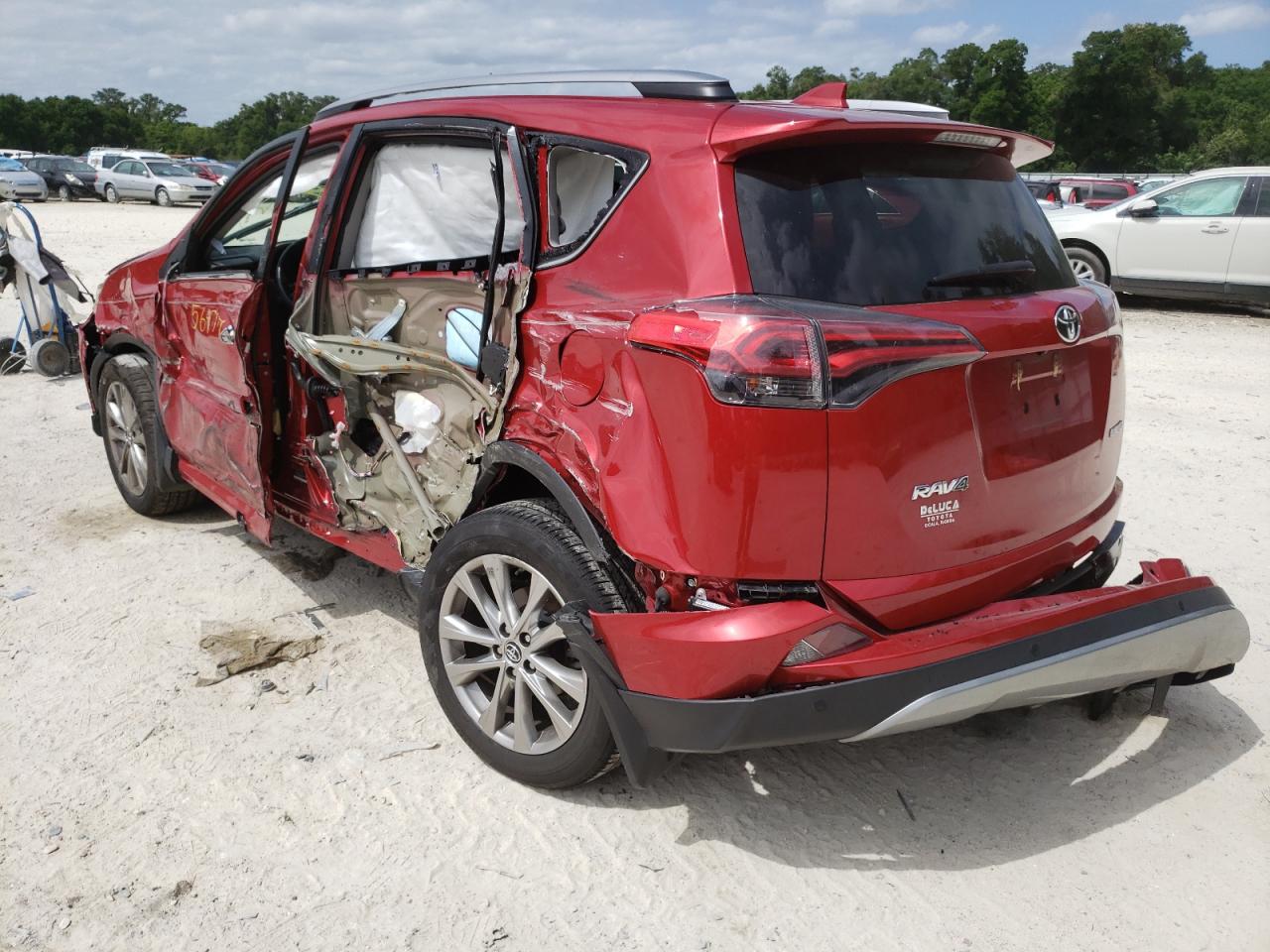 Photo 3 from auction – 2017 TOYOTA RAV4 LIMIT with VIN 2T3YFREV2HW378340