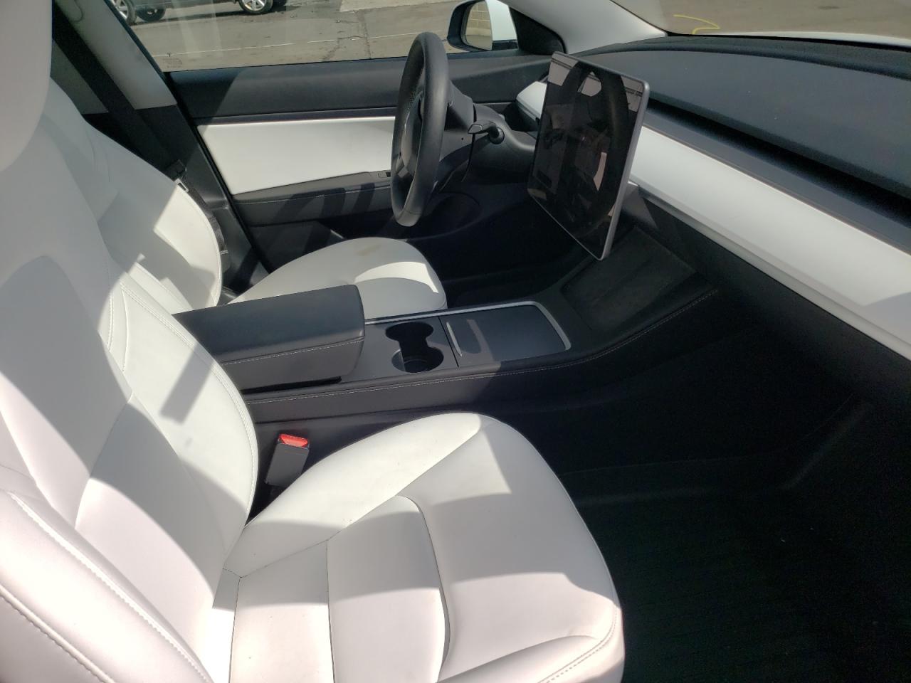 Photo 5 from auction – 2021 TESLA MODEL 3 with VIN 5YJ3E1EAXMF915953