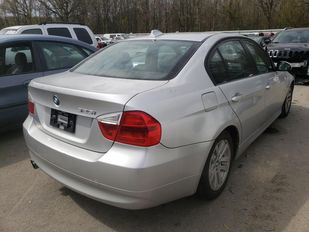 Photo 4 from auction – 2006 BMW 325 I with VIN WBAVB13526KX46148