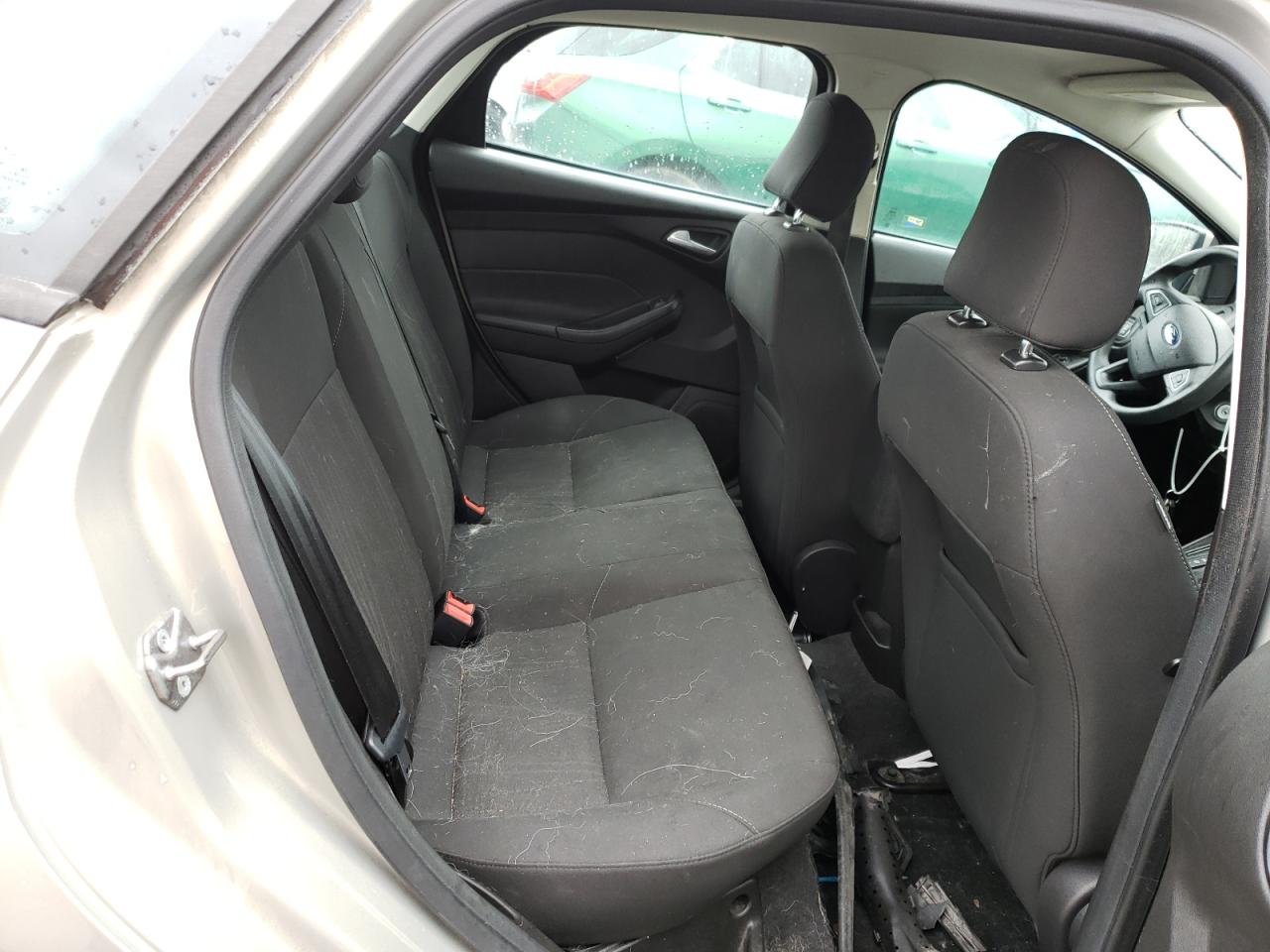 Photo 6 from auction – 2016 FORD FOCUS SE with VIN 1FADP3F21GL252216