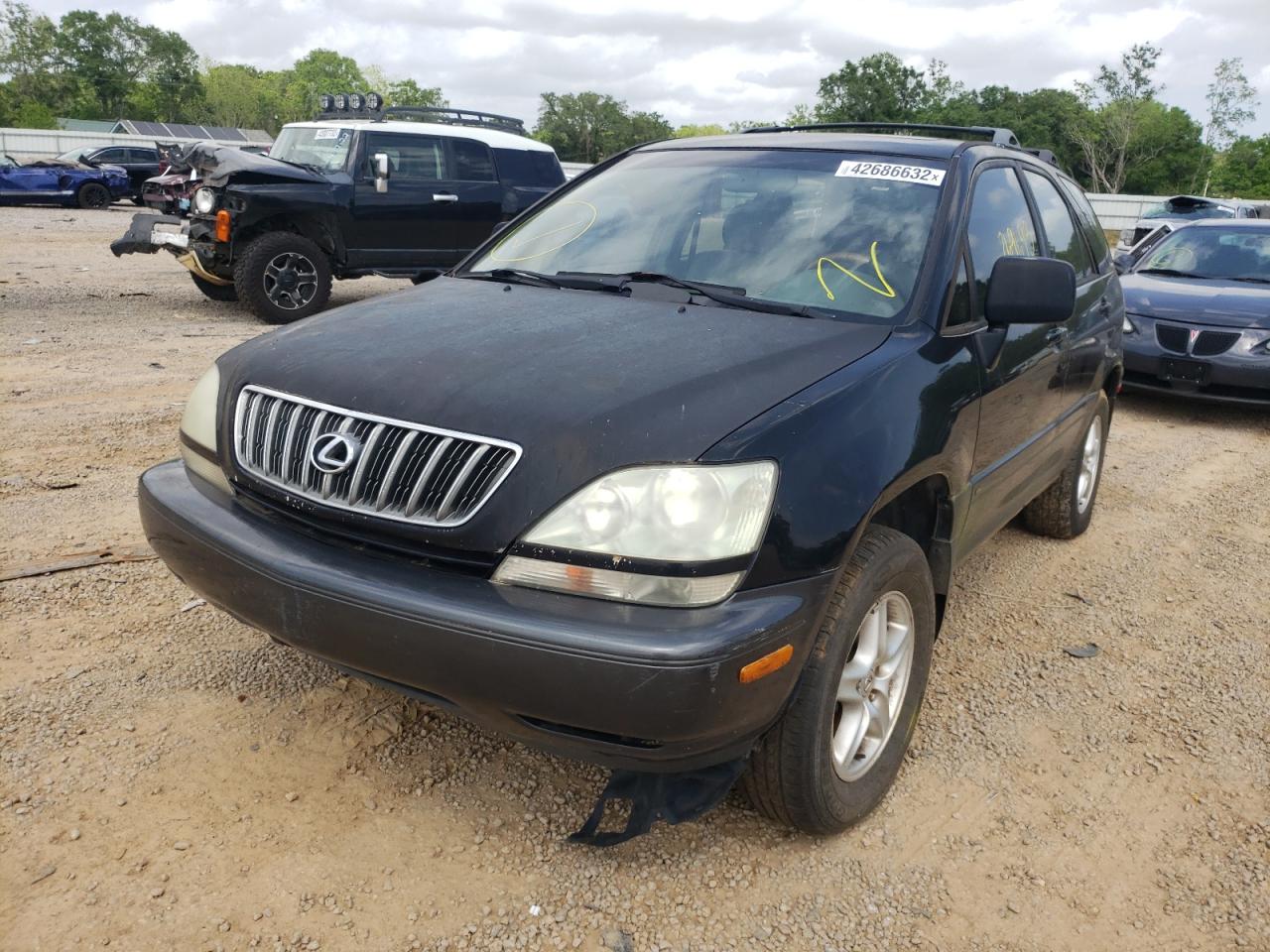Photo 2 from auction – 2002 LEXUS RX 300 with VIN JTJGF10U020122556
