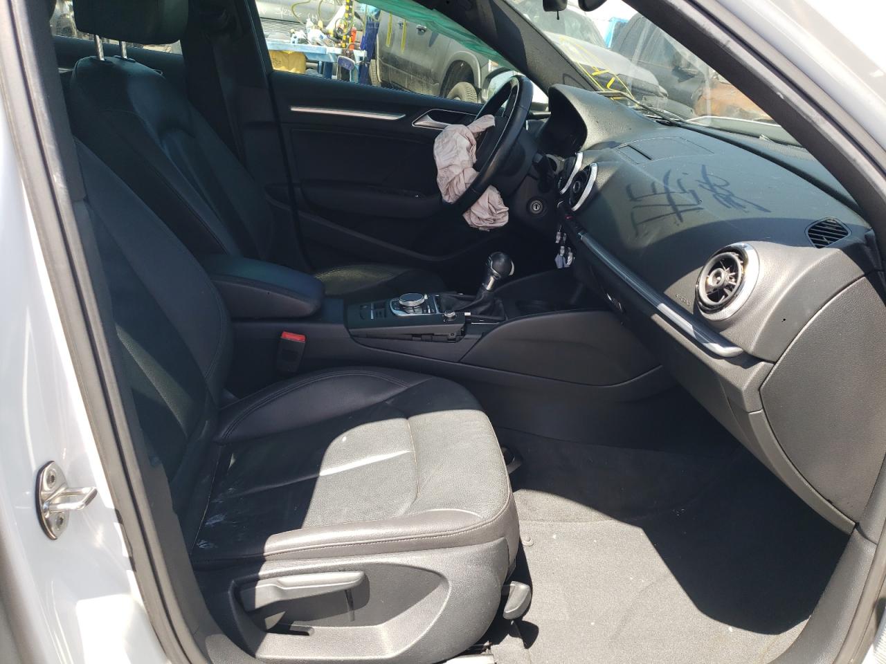Photo 5 from auction – 2015 AUDI A3 PREMIUM with VIN WAUAJGFF7F1075851