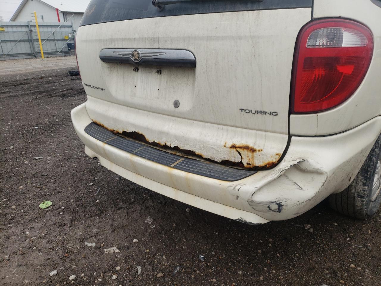 Photo 9 from auction – 2007 CHRYSLER TOWN & COU with VIN 2A4GP54L27R155302